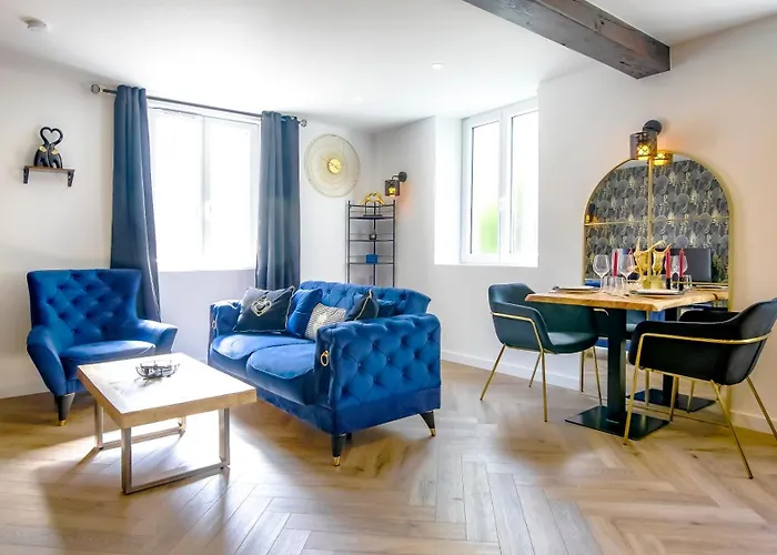 Le Fruit Defendu 67 Love hotel